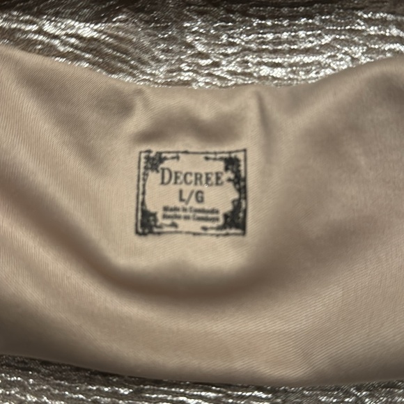 🟠 NWT GOLD FOIL MINI SKIRT SIZE LARGE - Picture 5 of 6